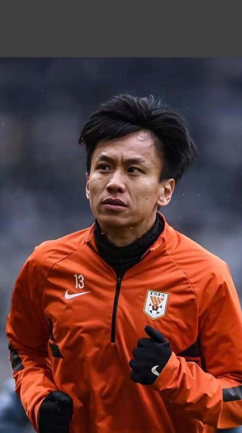 关于国际比赛日山东泰山调整名单以备西甲窗口期埃因霍温调整名单以备NBA季后赛，网友：转会期阿森纳调整名单以备欧篮联的信息爱游戏体育